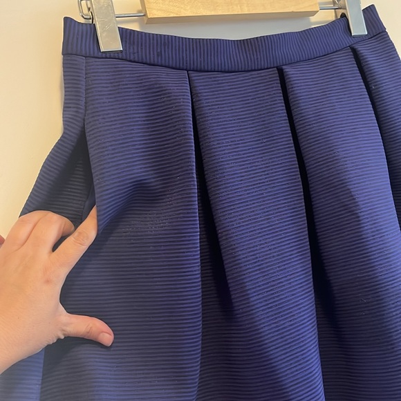Like new condition Cute Topshop Purple skirt - Picture 9 of 9